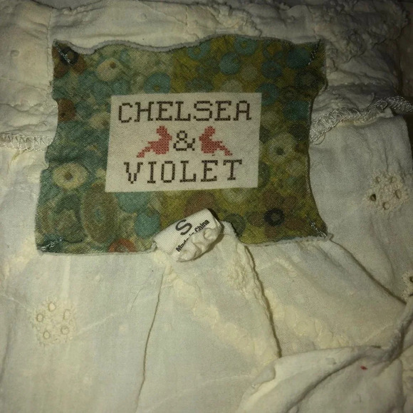 Chelsea & VIOLET Sz S Women's Cream Eyelet 3/4 Sleeve Drawstring Blouse Top - Picture 2 of 7
